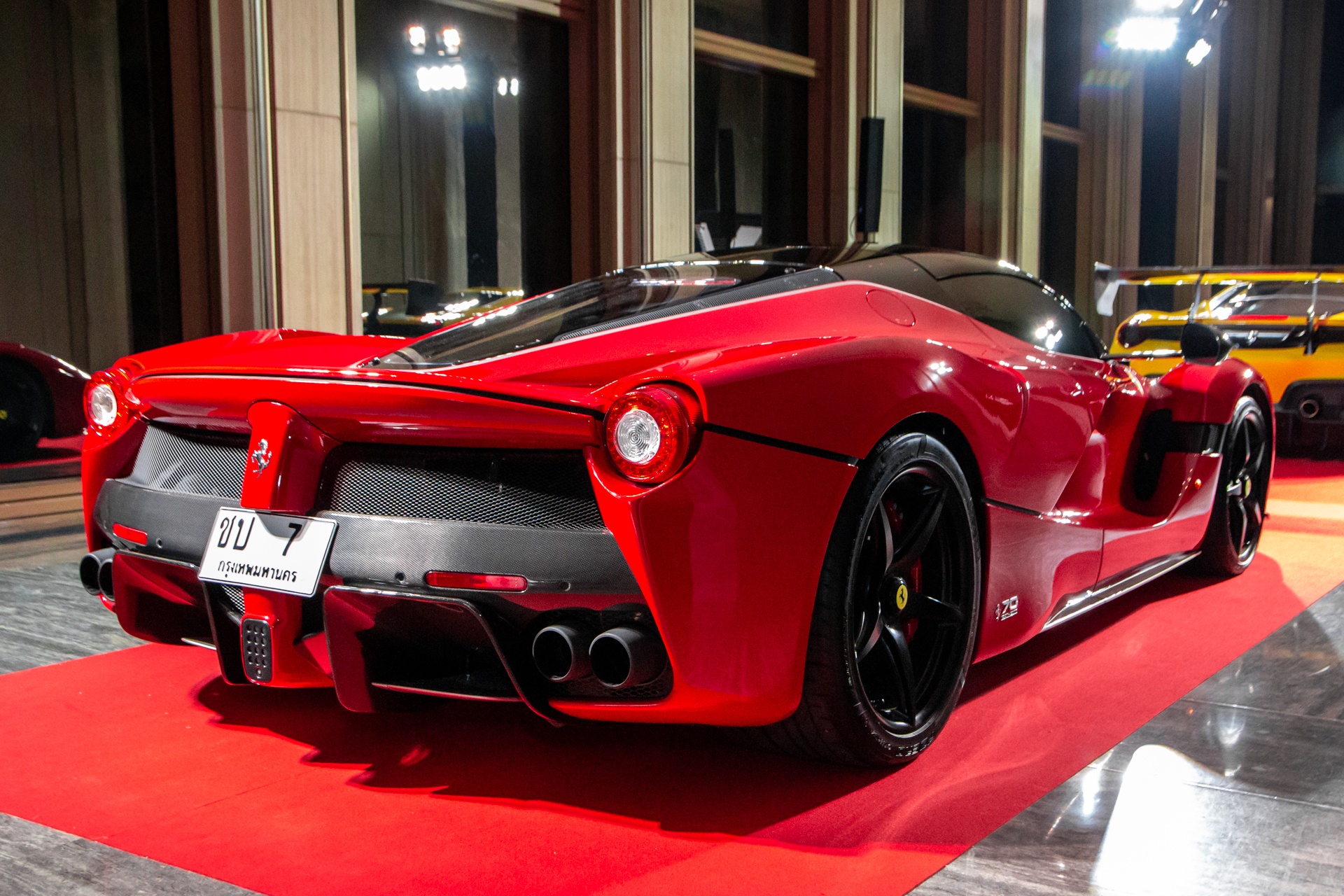 Ferrari LaFerrari Aperta anh 7