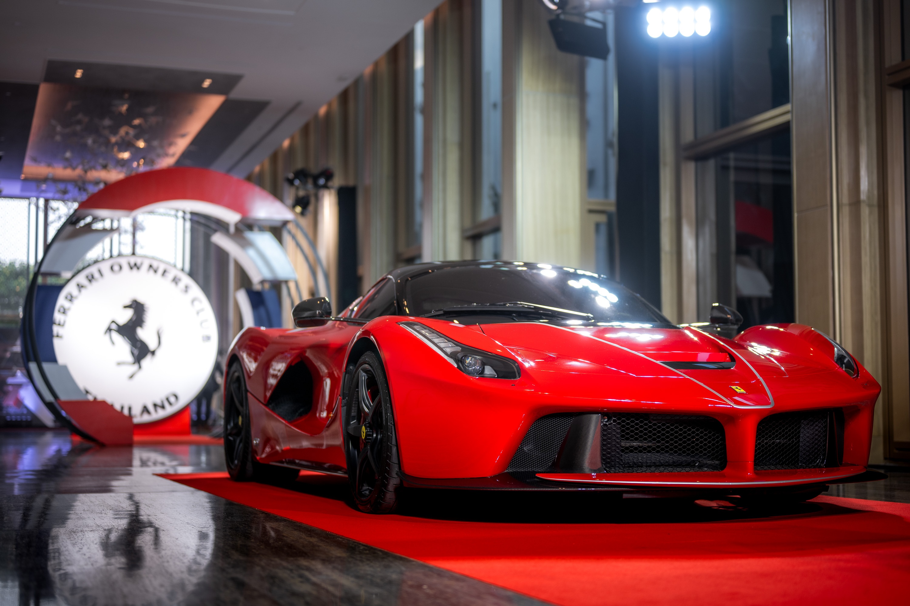 Ferrari  ảnh 1 Ferrari anh 1