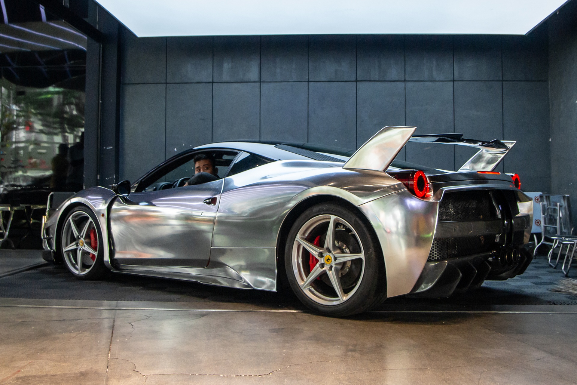 Ferrari 458 Italia anh 2