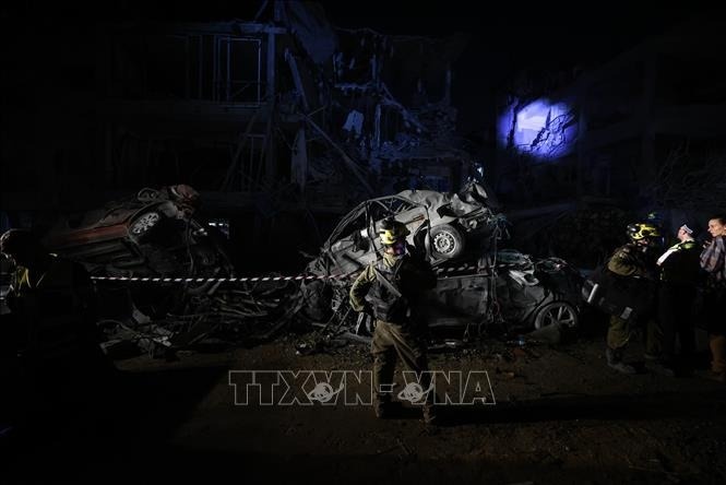 Iran co ke hoach tan cong can cu quan su My o Trung Dong hinh anh