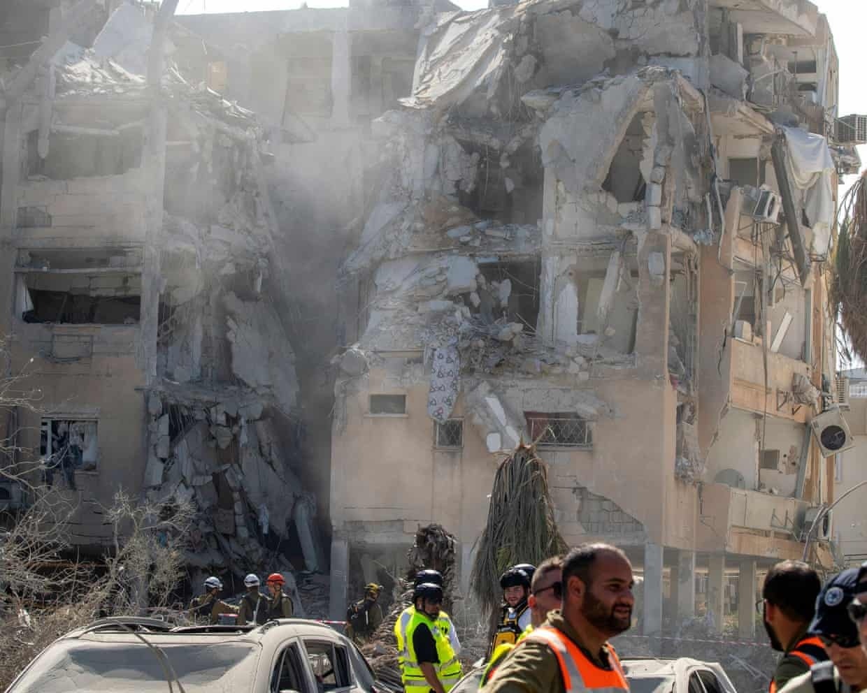 Iran doi 25 ten lua vao Israel hinh anh