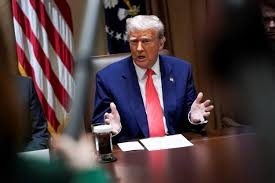 Ong Trump them thoi gian can nhac can thiep quan su vao Israel-Iran hinh anh