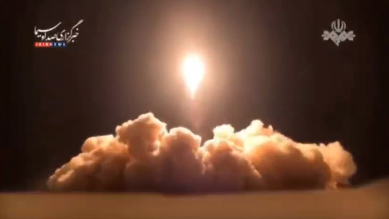 Iran na ten lua vao can cu chien luoc cua My o Qatar hinh anh