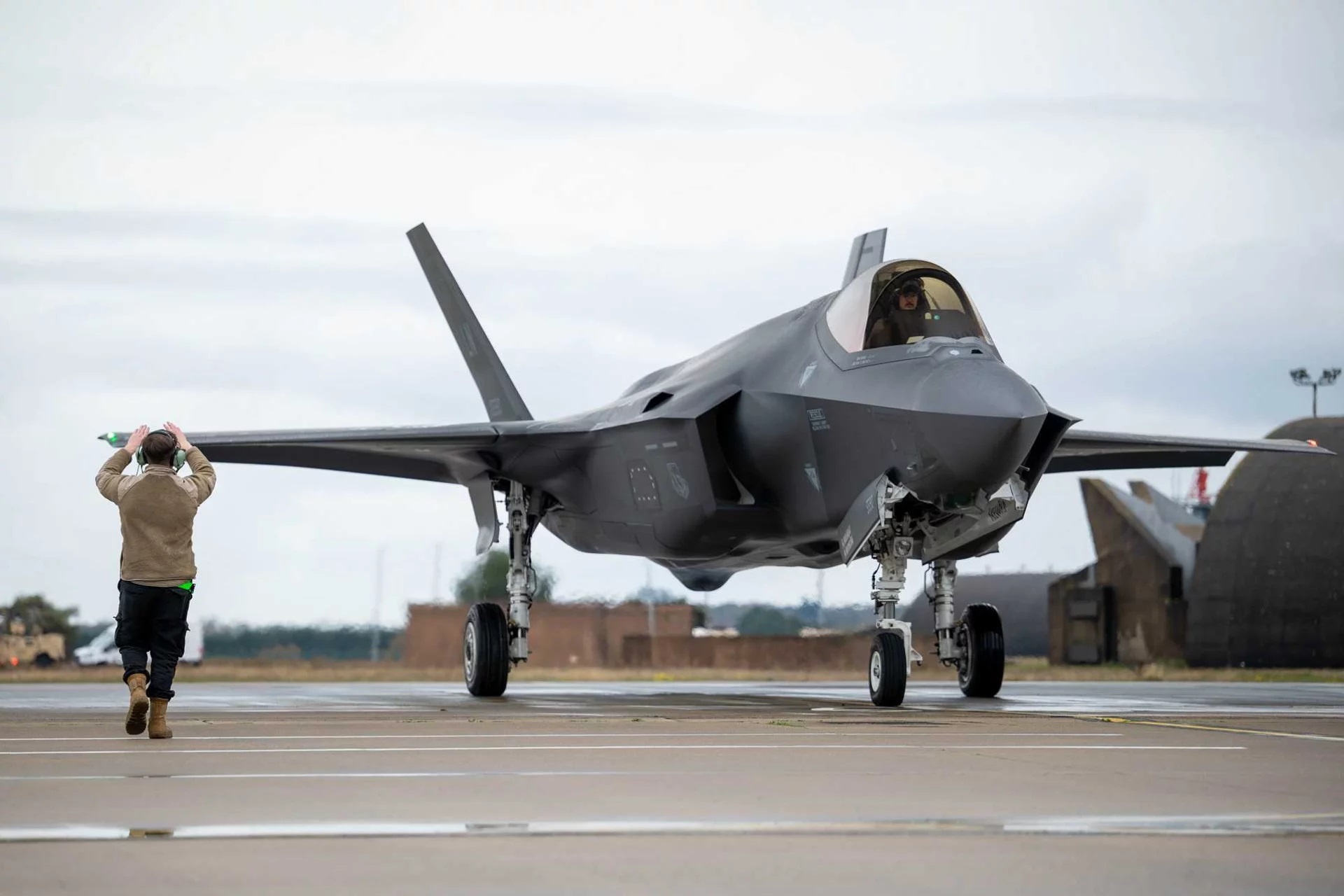 Tiem kich F-35A anh 2