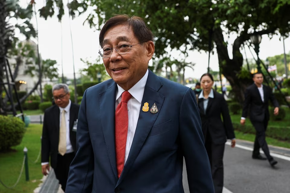 thue quan anh 2