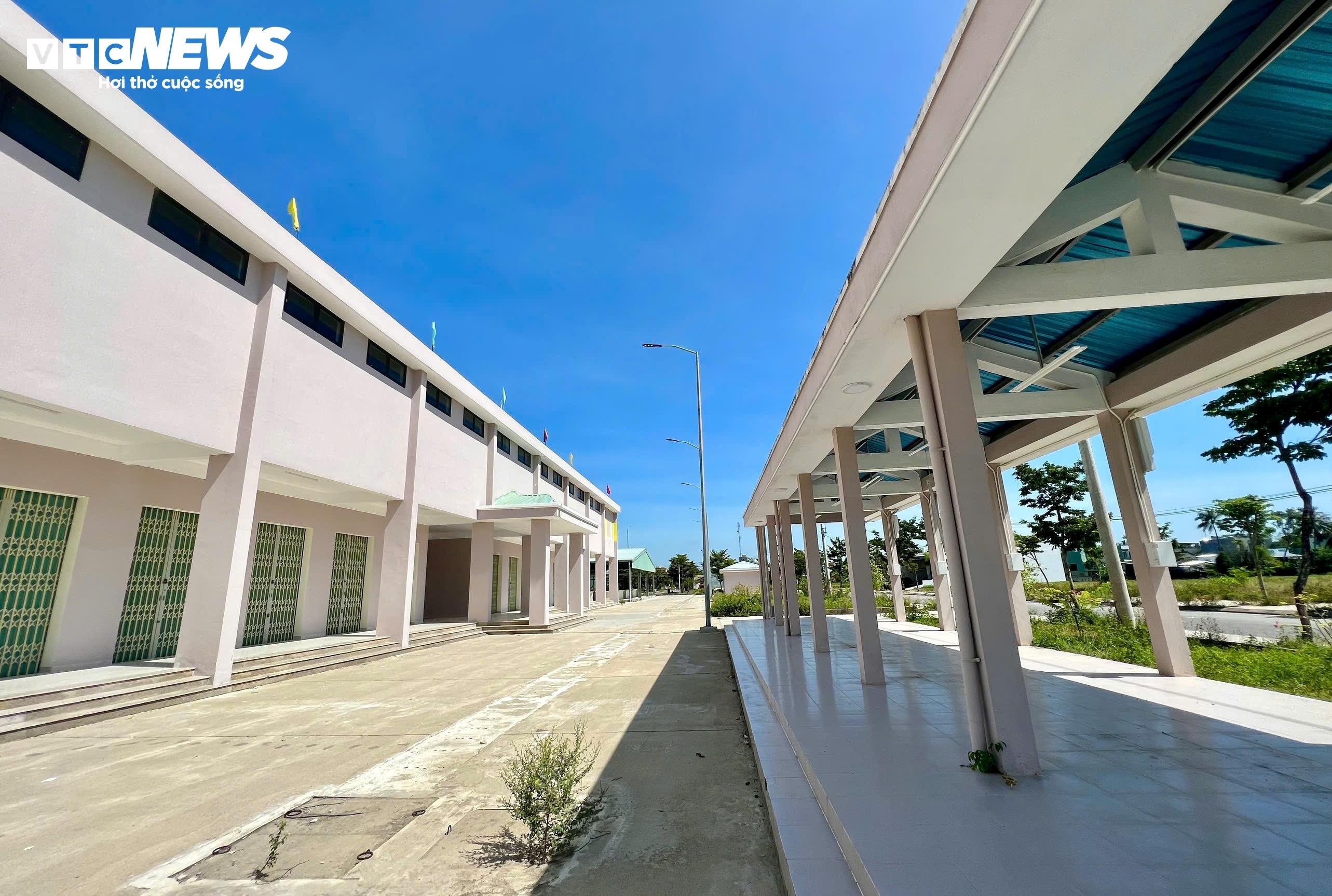 Cho Chien Dan dap chieu anh 6