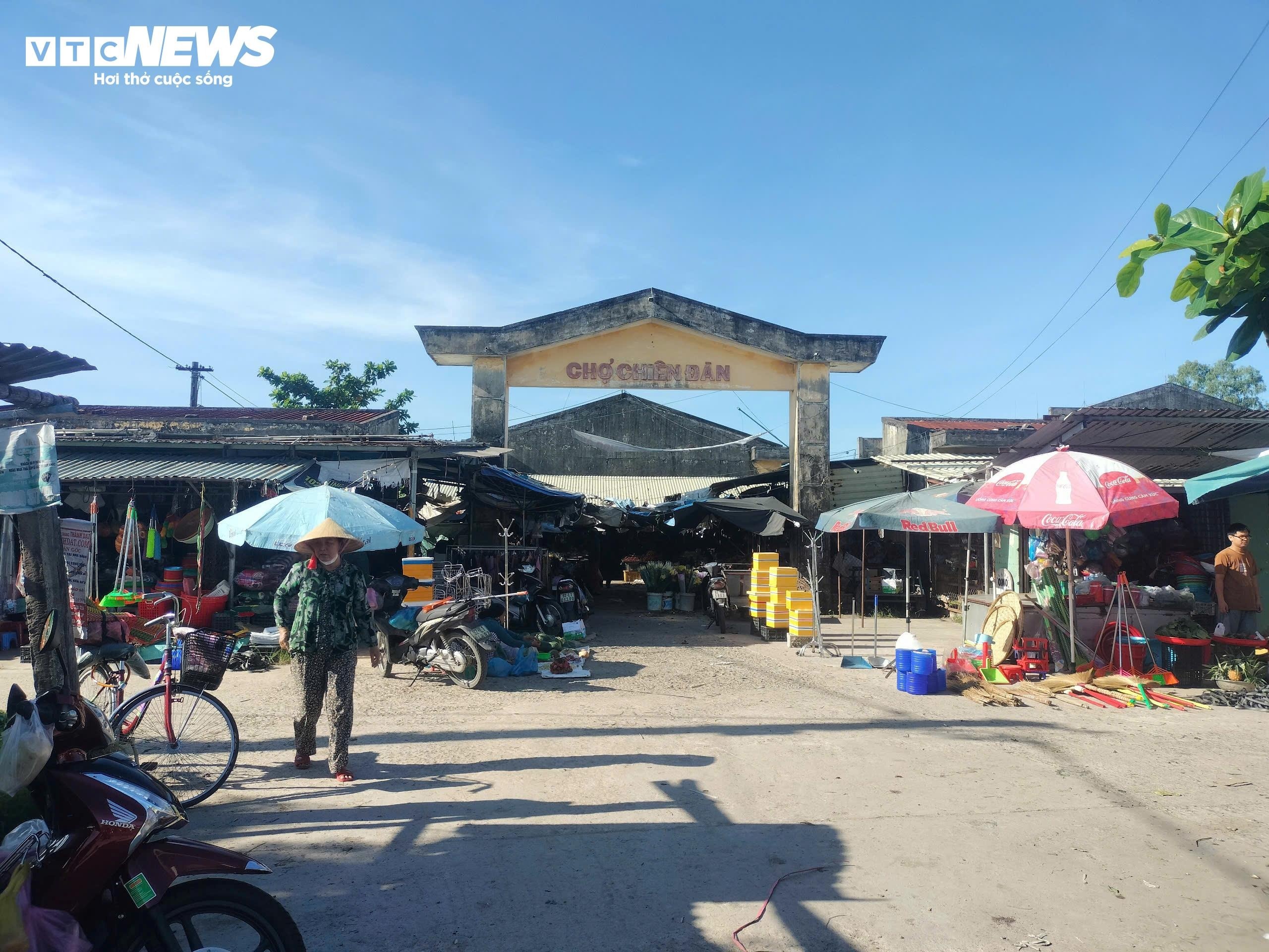 Cho Chien Dan dap chieu anh 8