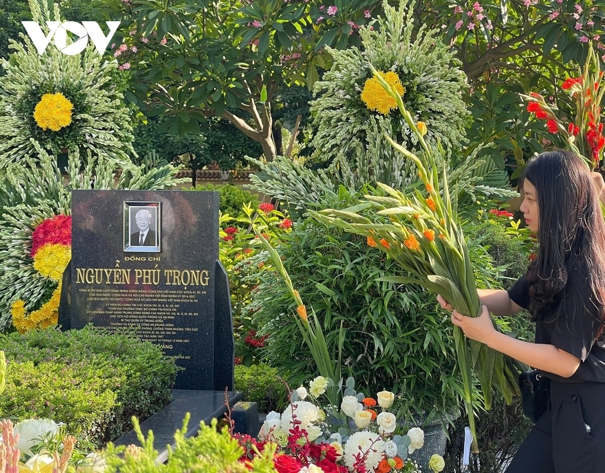 Co Tong bi thu anh 12