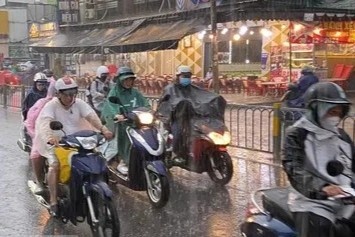 Mua dong gia tang o TP.HCM tu cuoi tuan hinh anh