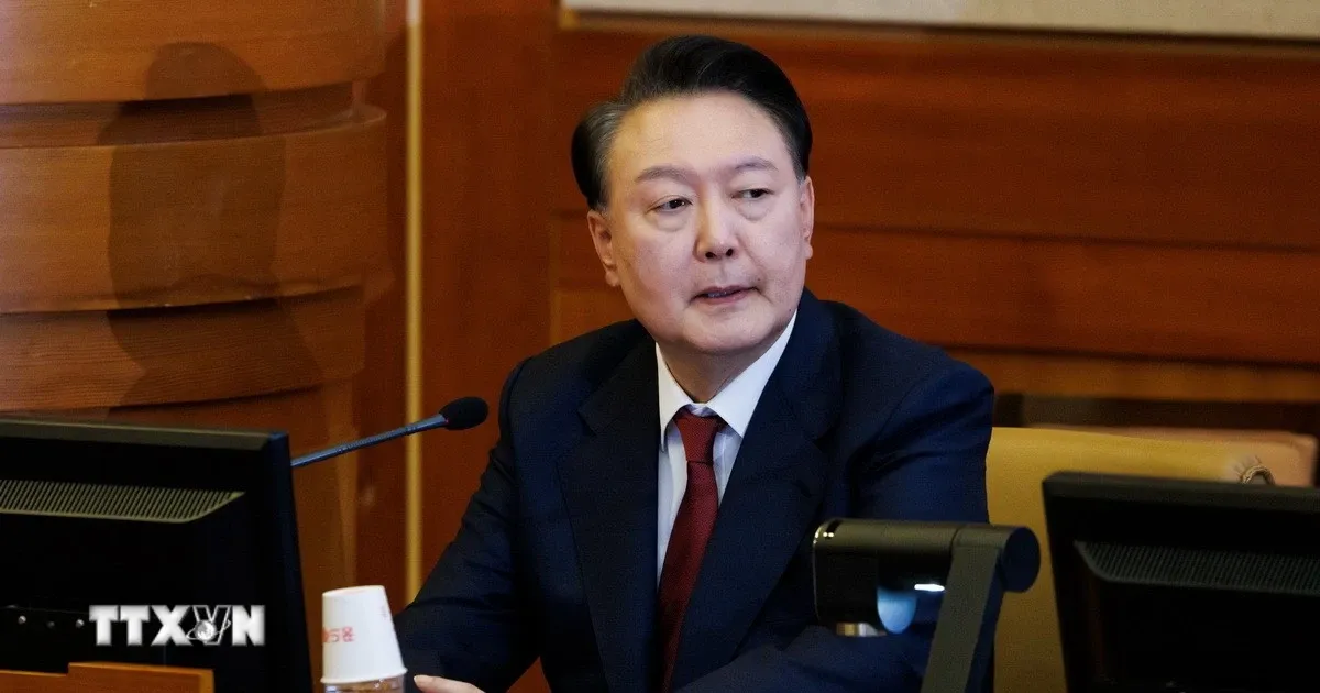 Cuu Tong thong Han Quoc Yoon Suk Yeol khong ra hau toa hinh anh