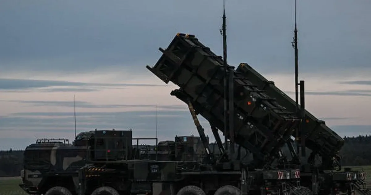 Tong thong Trump tuyen bo vien tro he thong Patriot cho Ukraine hinh anh