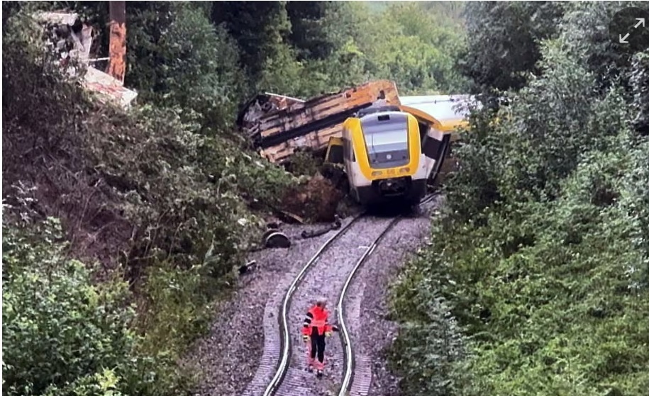 Tau hoa trat banh o Duc hinh anh