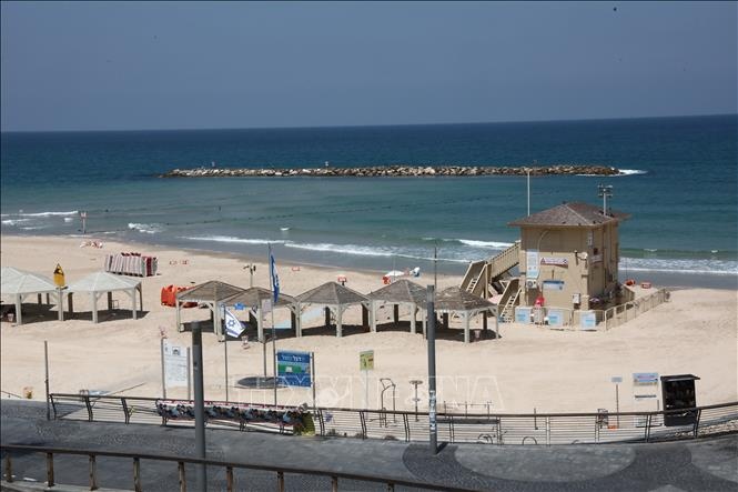 Nang nong gan 50°C de doa Israel hinh anh