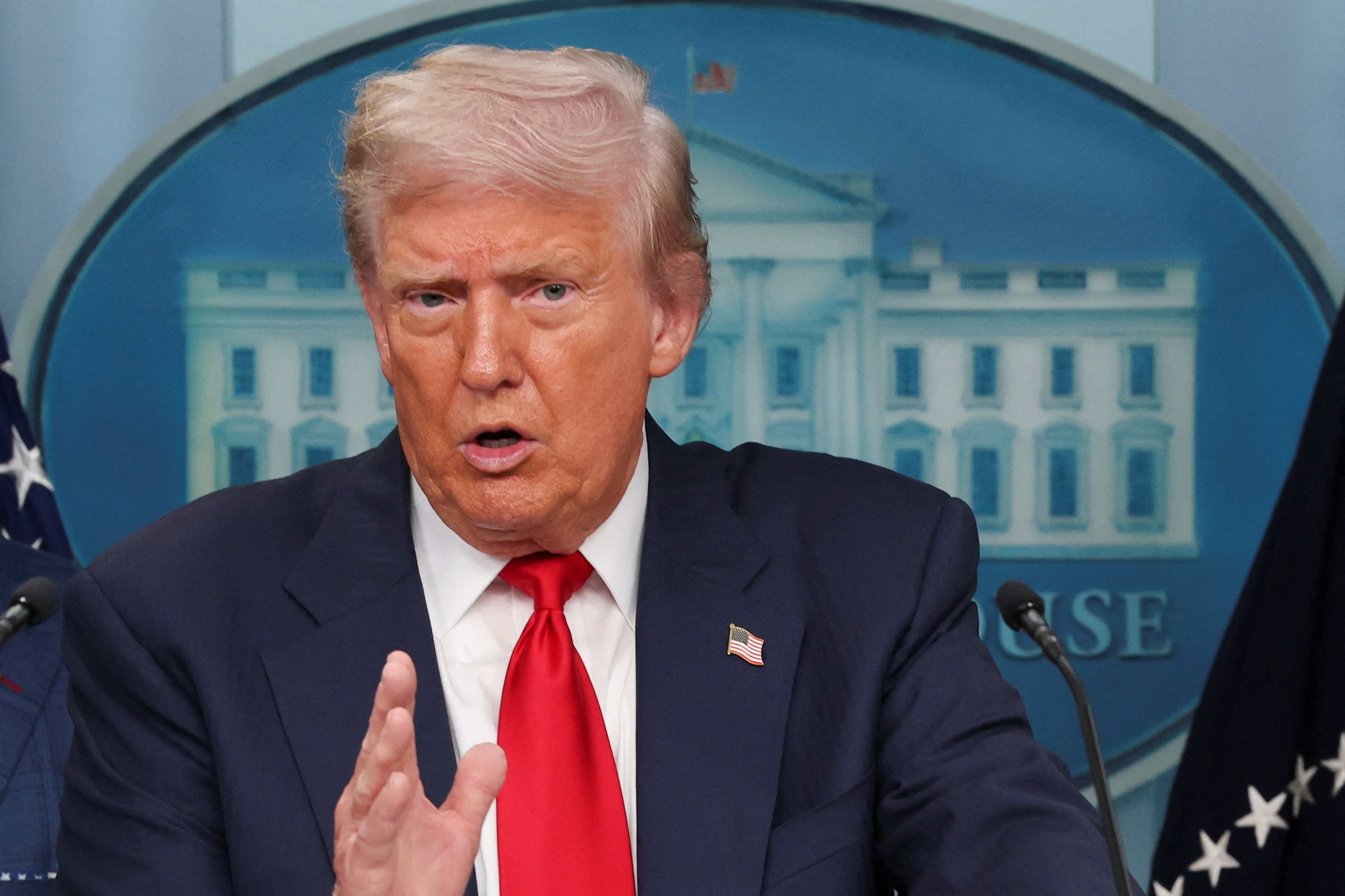 TT Trump san sang cho thuong dinh ba ben voi Nga, Ukraine hinh anh