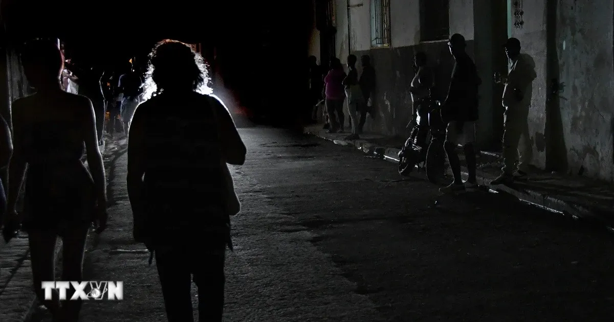 Dang Cong san Thuy Si keu goi chia se kho khan voi Cuba hinh anh