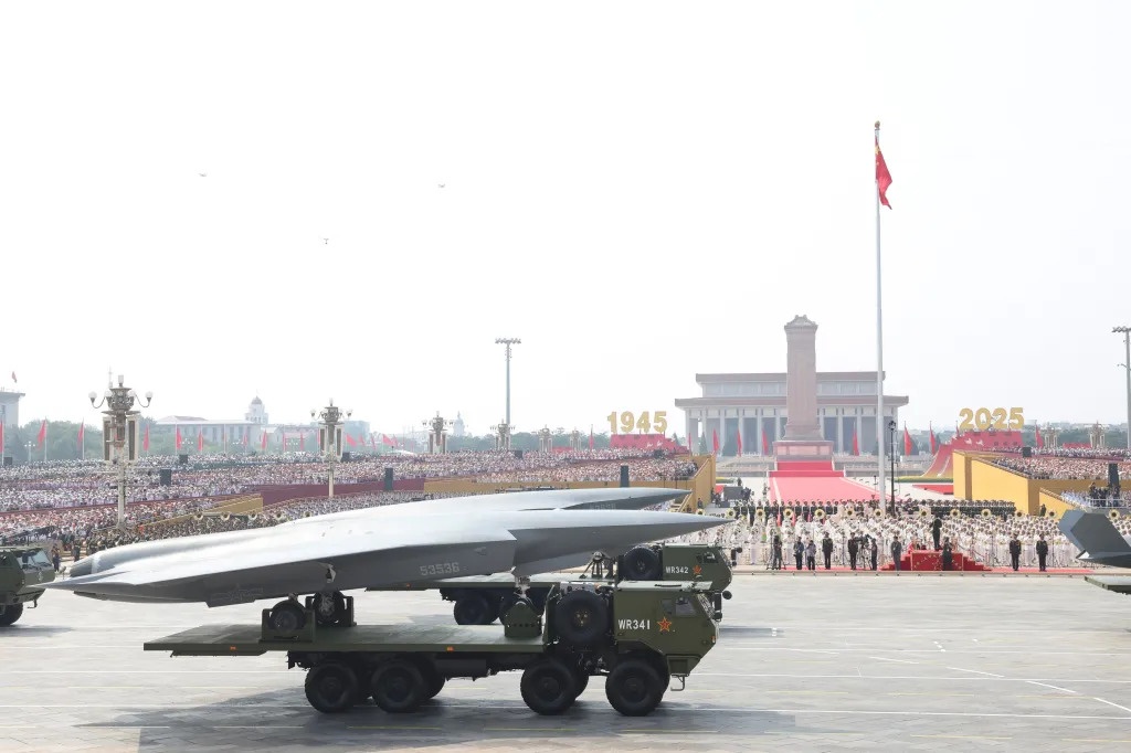 UAV tang hinh Trung anh 1