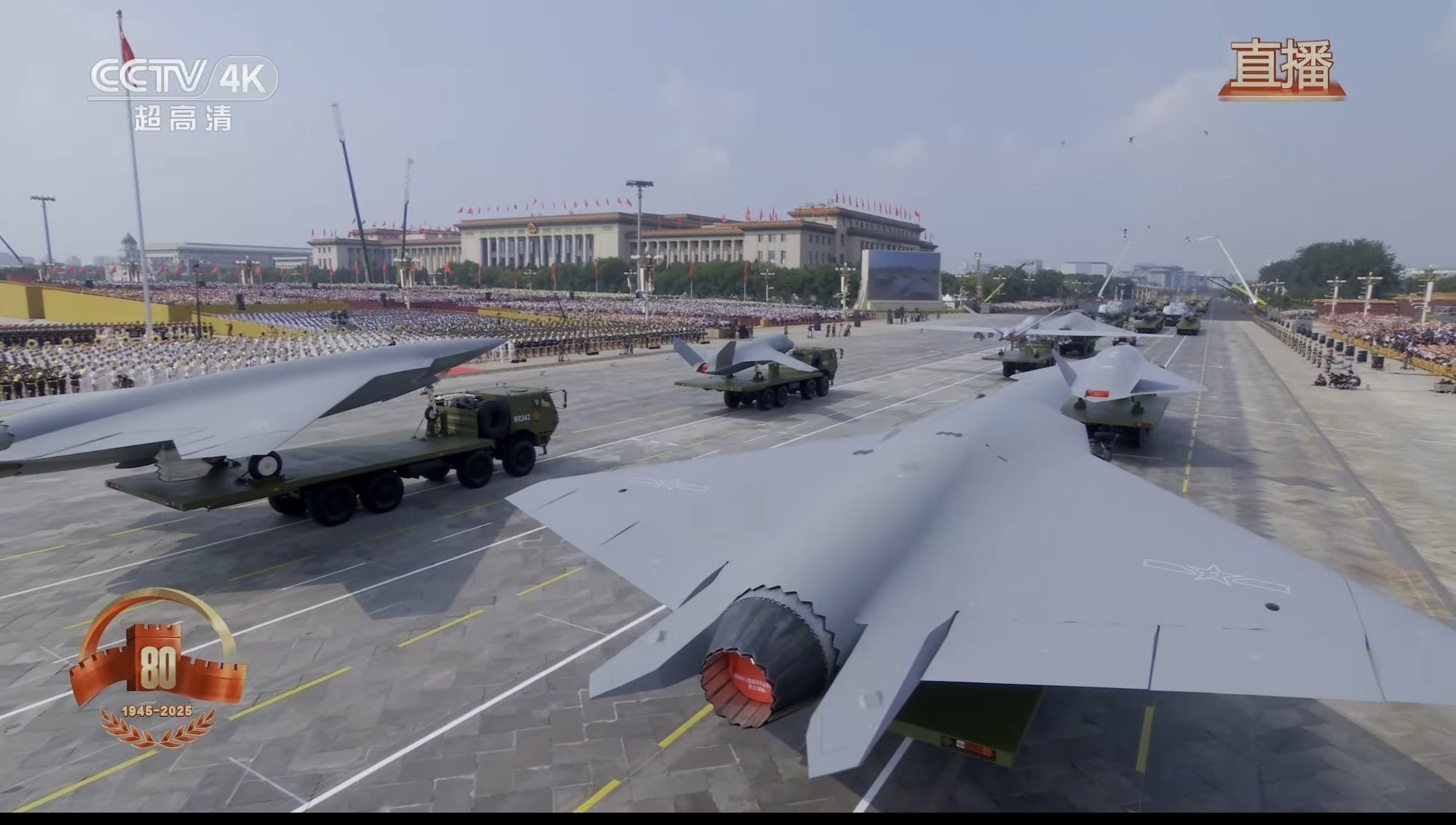 UAV tang hinh Trung anh 2