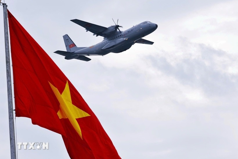 Quoc te an tuong ve khong khi hao hung tren Quang truong Ba Dinh hinh anh