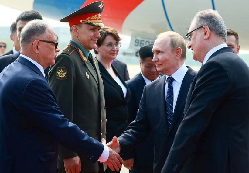 Trung Quoc mien visa cho cong dan Nga tu ngay 15/9 hinh anh