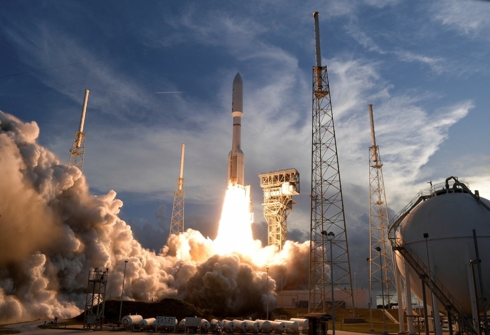 Malaysia tham vong thanh nuoc ASEAN dau tien phong ten lua len vu tru hinh anh