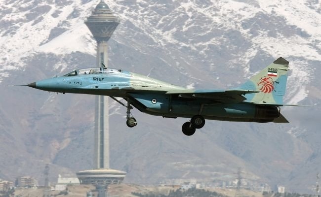 Iran thay mau phi doi bang tiem kich Nga, gui canh bao toi Israel hinh anh