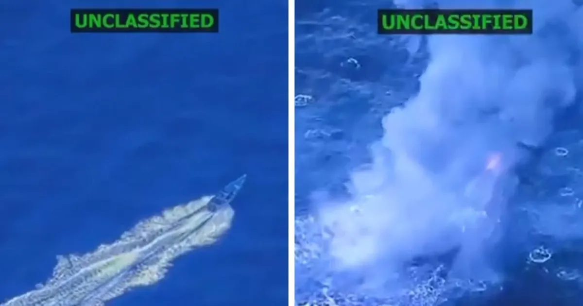 Dan phao My trut xuong tau cho ma tuy ngoai khoi Venezuela hinh anh