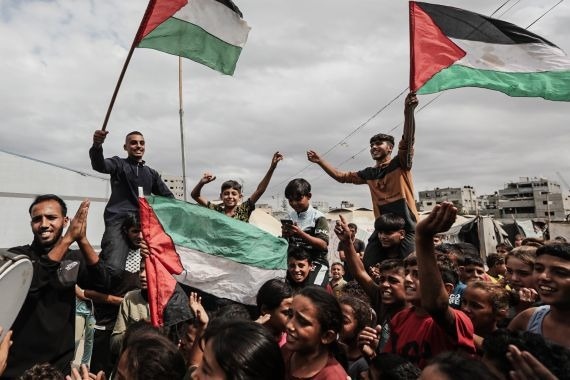 Lenh ngung ban o Dai Gaza chinh thuc co hieu luc hinh anh