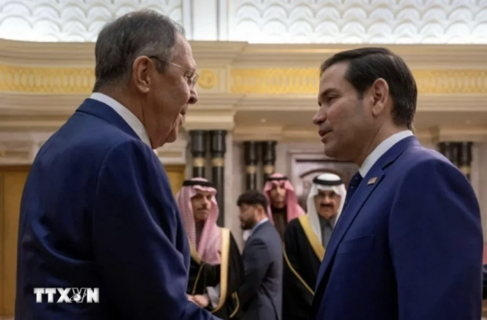 Ngoai truong Nga binh luan ve kha nang Moskva lien ket voi My chong Trung Quoc hinh anh