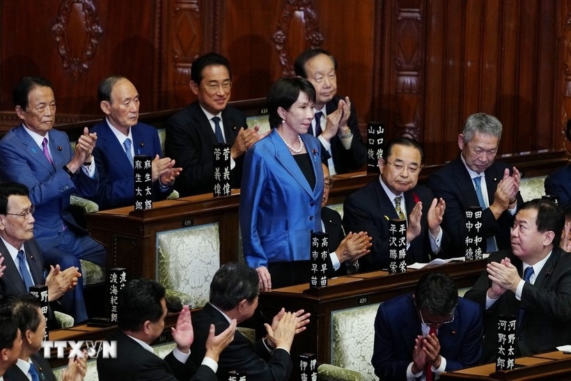 Thu tuong Pham Minh Chinh gui dien mung tan Thu tuong Nhat Ban Takaichi Sanae hinh anh