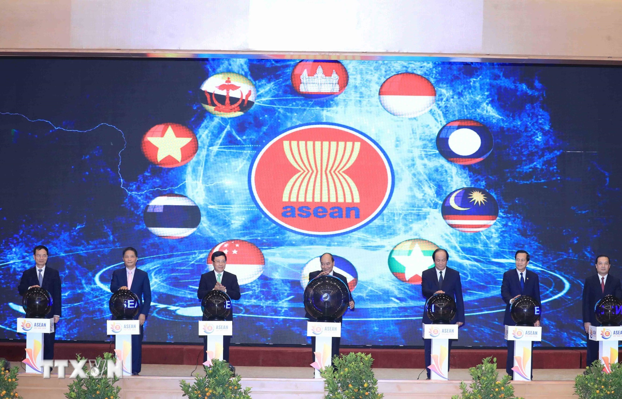 Viet Nam ASEAN anh 8