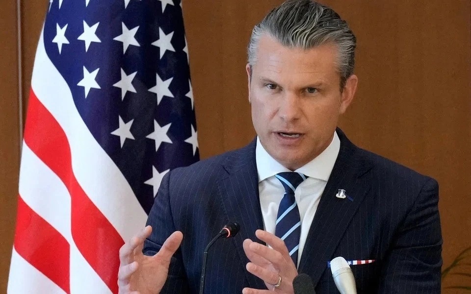 My gui thong diep cung ran toi Trung Quoc hinh anh