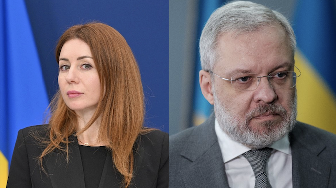 Uraine rung chuyen vi be boi tham nhung 100 trieu USD: Hai bo truong tu chuc hinh anh