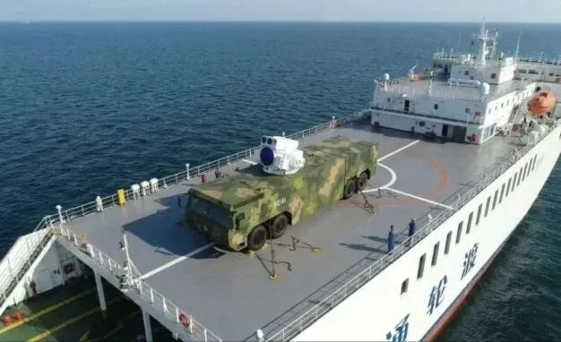 Trung Quoc thu nghiem vu khi laser tren tau cho hang dan su hinh anh