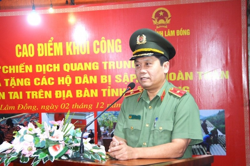 Than toc 'Chien dich Quang Trung' xay nha cho nguoi dan vung lu tai Lam Dong hinh anh
