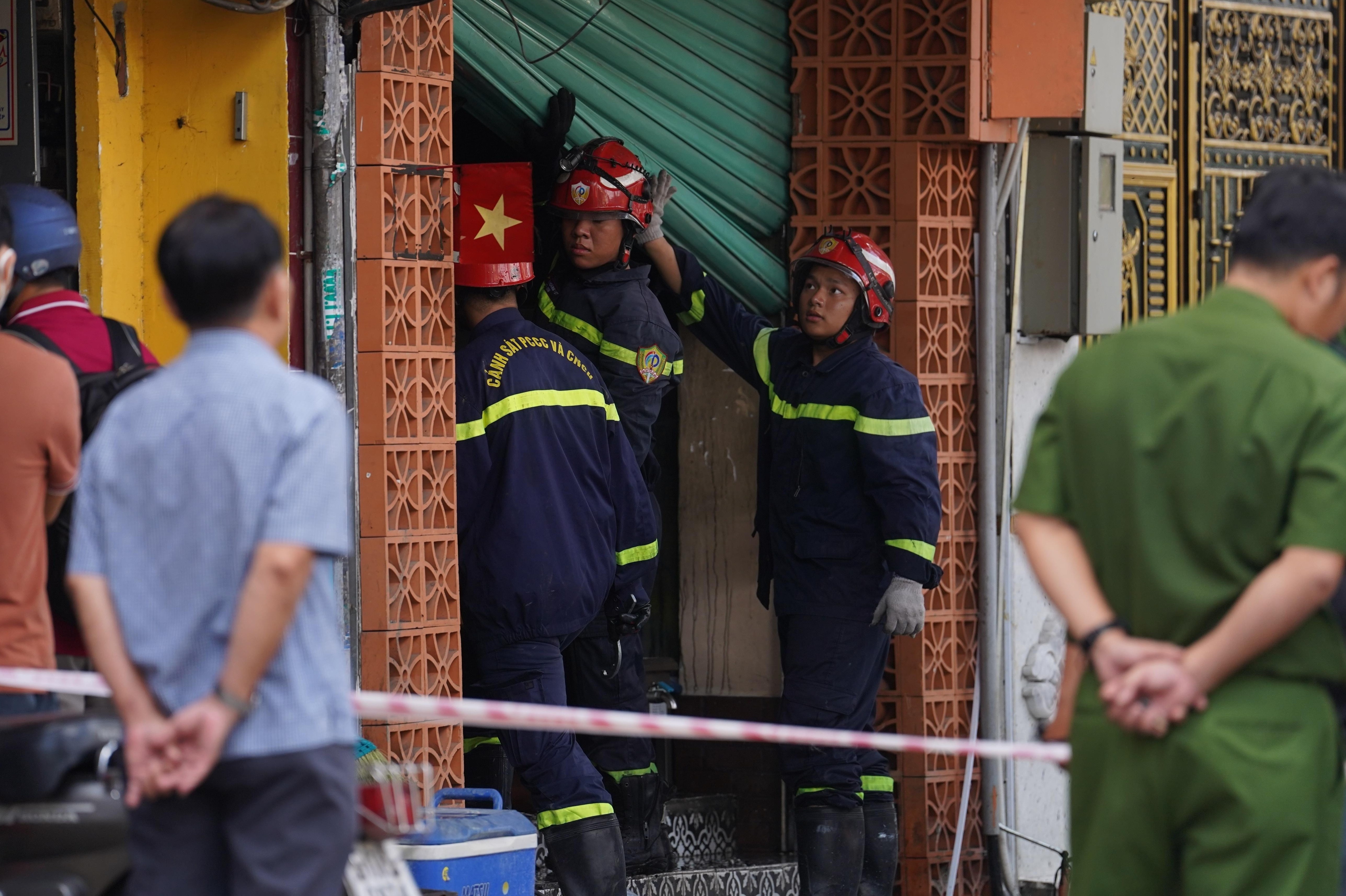 Hien truong vu chay lam 4 nguoi tu vong o TP.HCM hinh anh