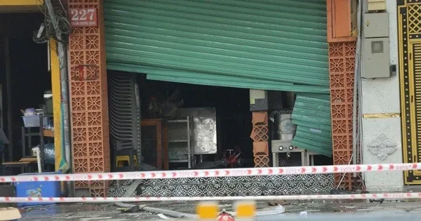 Vu chay 6 nguoi thuong vong o TPHCM: Hai co gai nhay tu tang cao thoat chet hinh anh