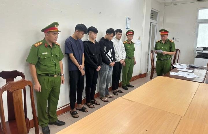 20 thanh thieu nien,  Da Nang anh 1