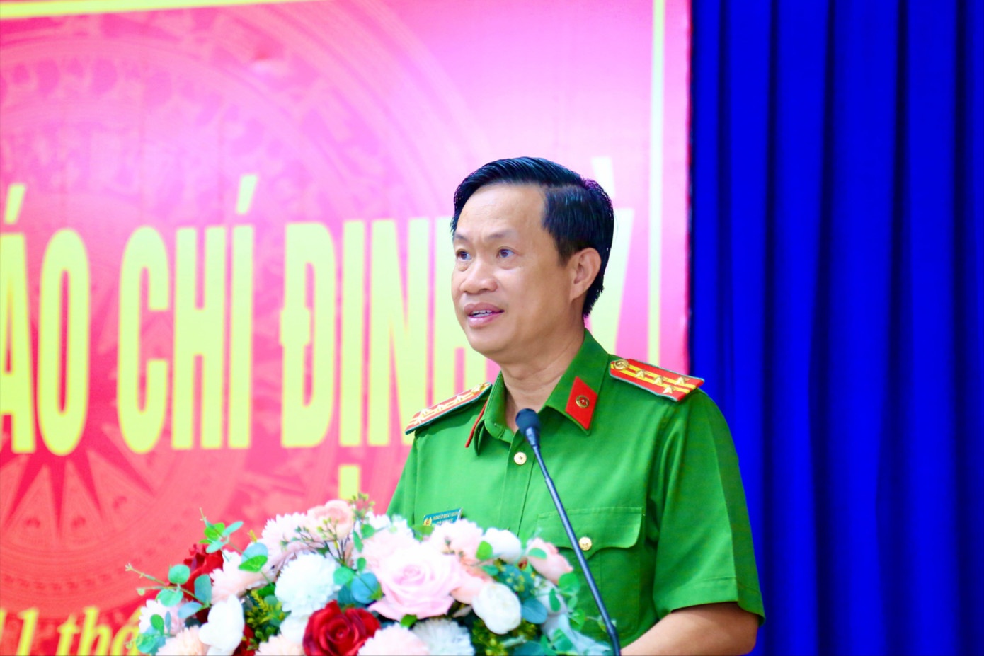 Cong an thong tin vu nam sinh bi danh, nhet bang ve sinh vao mieng hinh anh