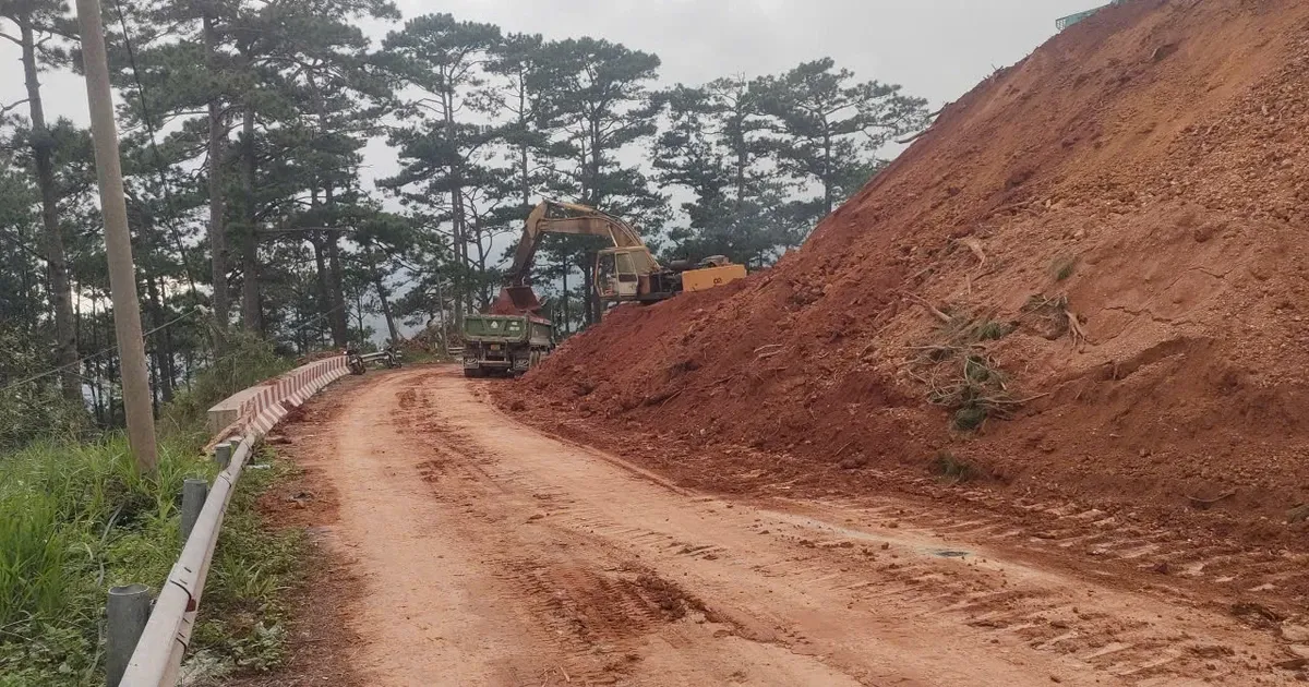 Thong xe deo D'ran sau mot thang dong vi sat lo hinh anh