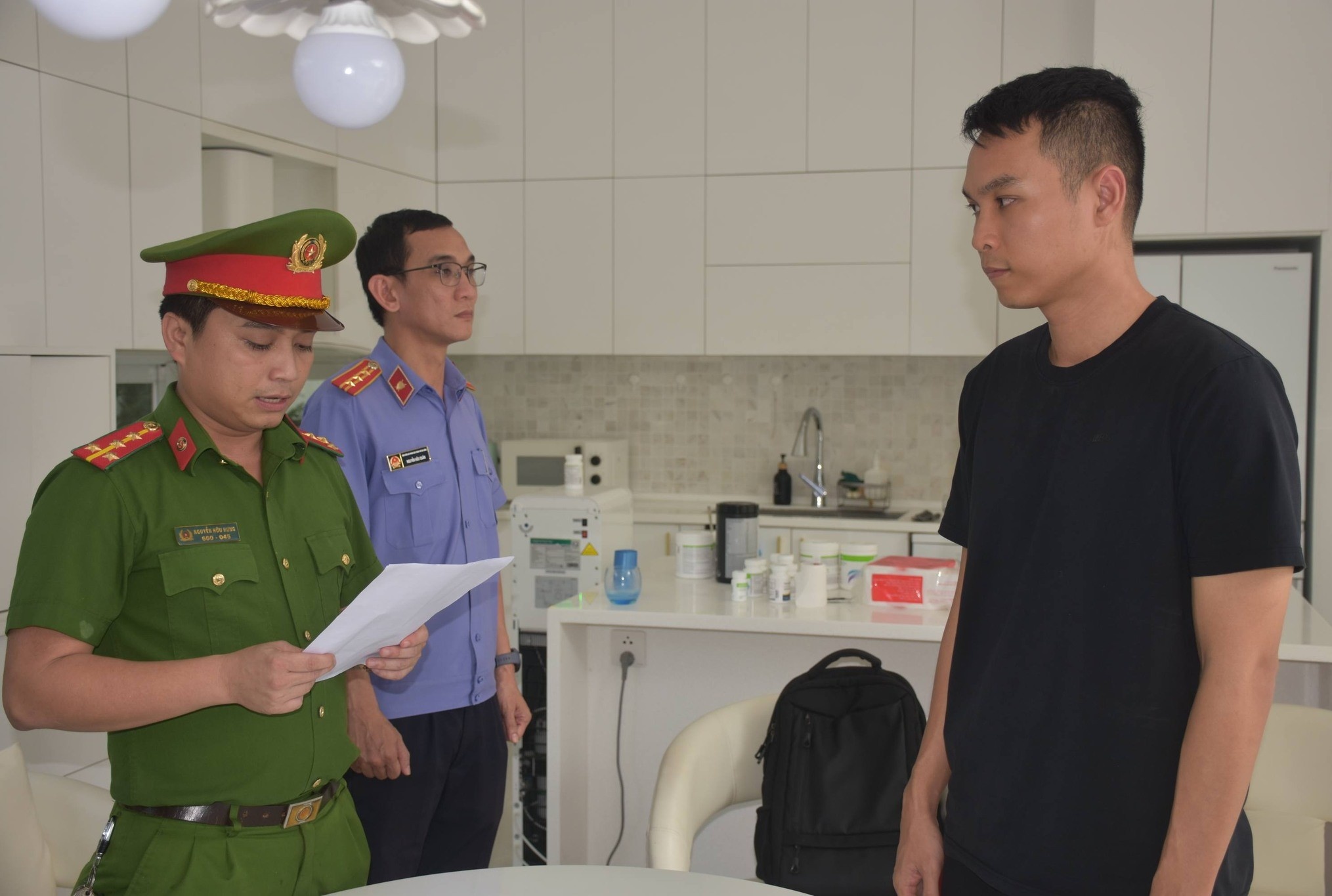 kinh doanh da cap,  tien ao,  hang nghin ty anh 2