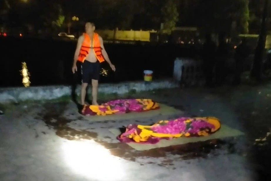 Hai hoc sinh lop 8 tu vong khi cau ca hinh anh