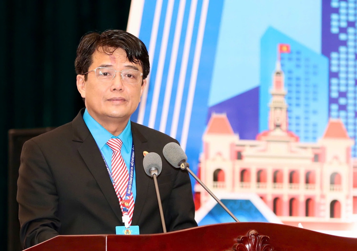 Ong Bui Thanh Nhan lam Chu tich Lien doan Lao dong TP.HCM hinh anh