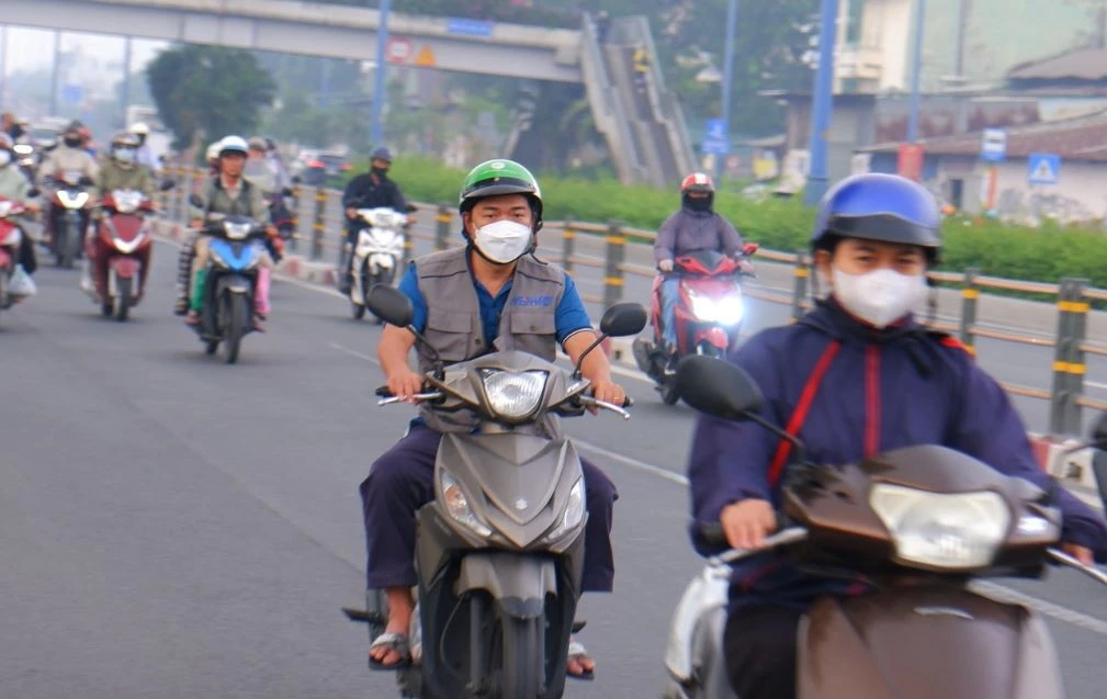 TP.HCM sap don nhieu dot mua trai mua hinh anh