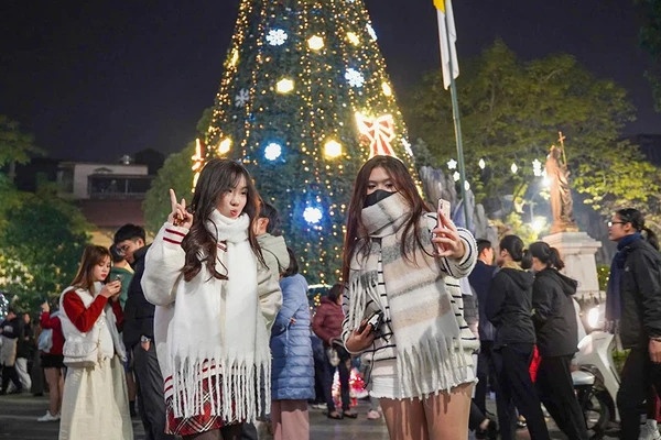 Du bao thoi tiet Noel 2025 tai Ha Noi, cac tinh thanh tren ca nuoc hinh anh