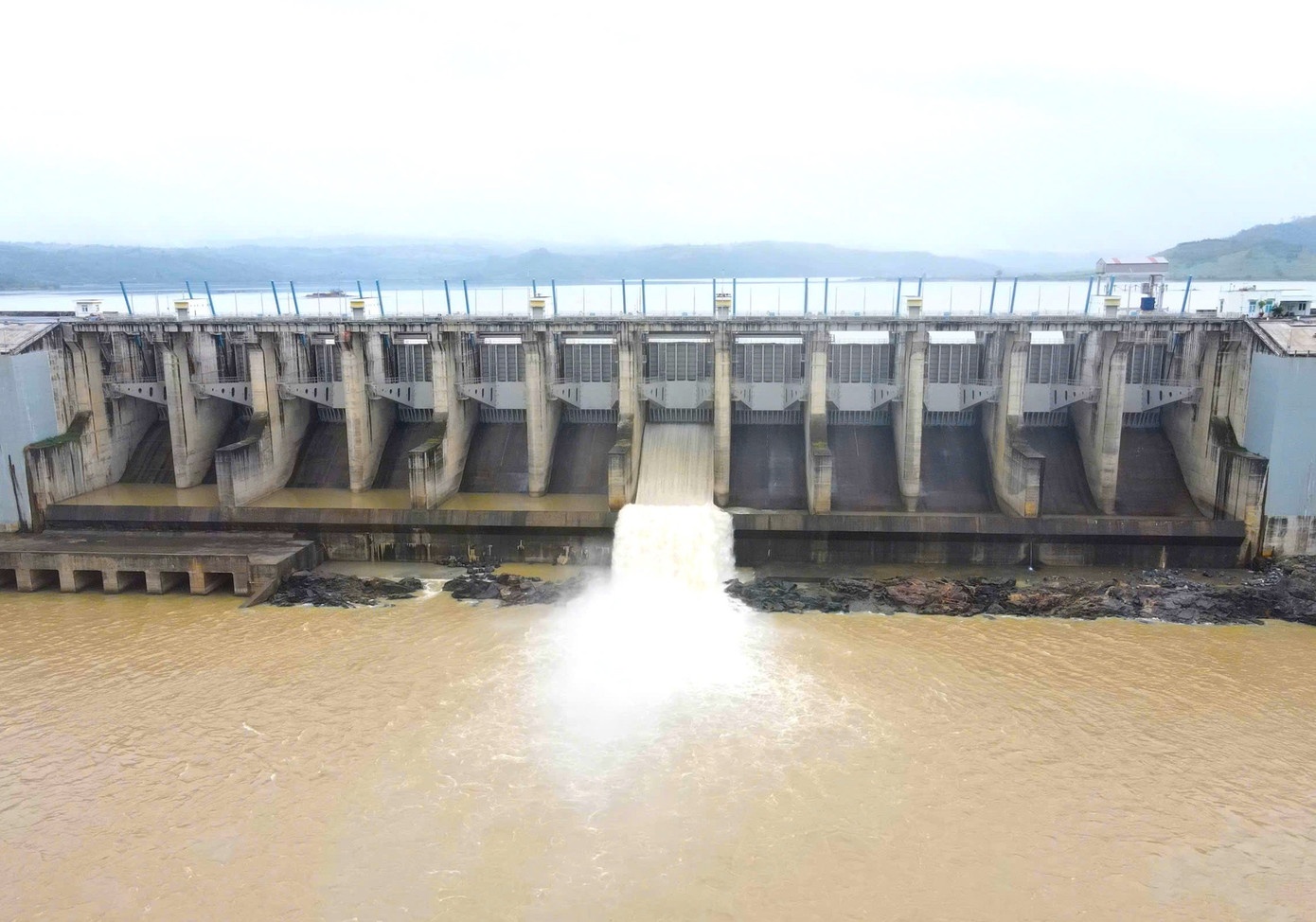 Bo Cong an vao cuoc xac minh viec Thuy dien Song Ba Ha xa lu ky luc hinh anh