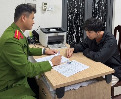 duong day lam gia,  giay kham suc khoe anh 2