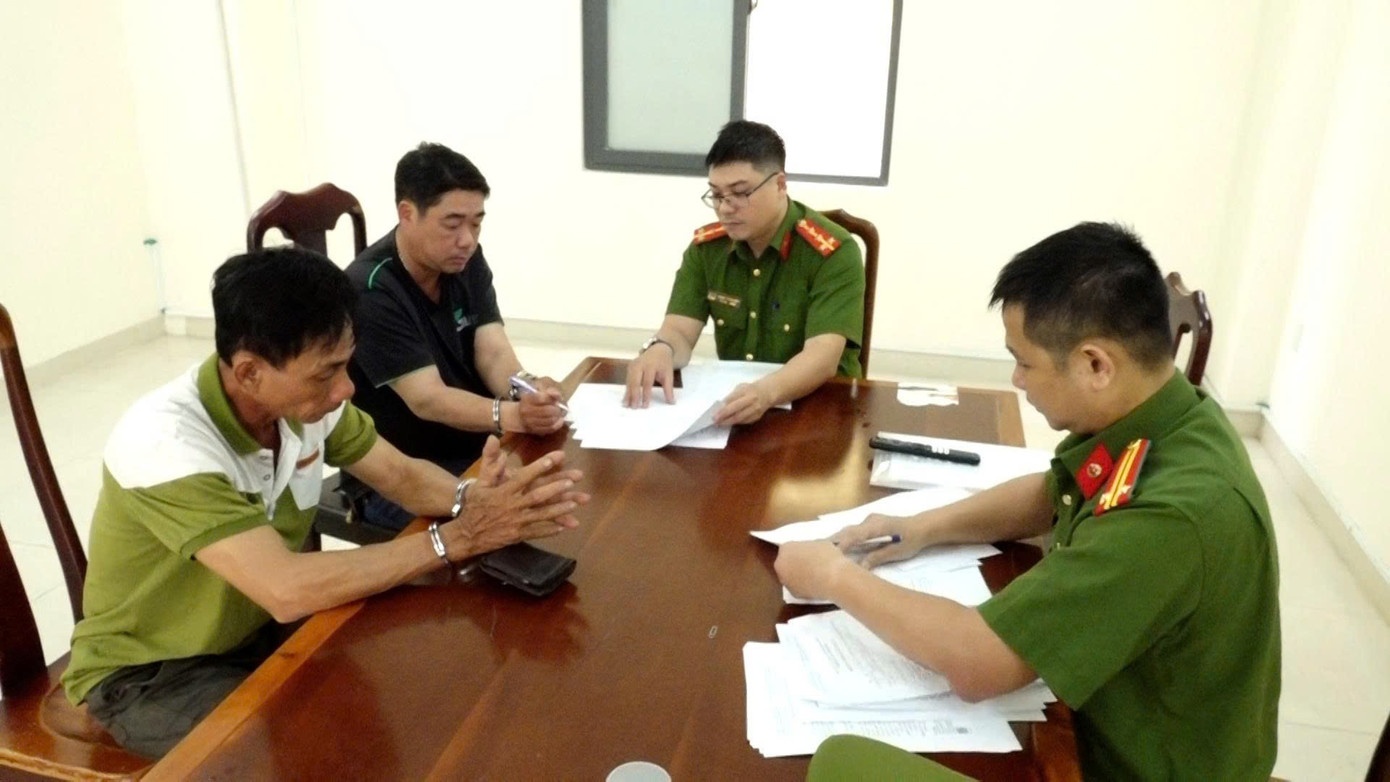 Khoi to,  5 bi can,  cong nhan dien luc,  tu vong anh 2