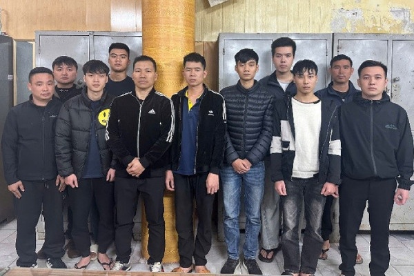 Nguy trang lenh chuyen tien bang ky hieu de che giau hanh vi danh bac hinh anh