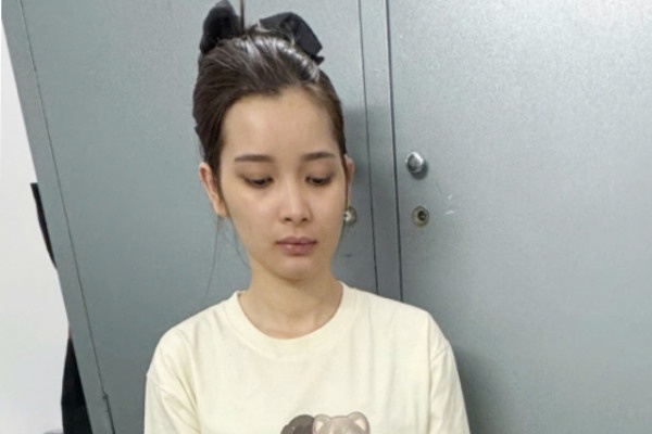 Nhan vien danh trao nu trang cua chu tiem vang, chiem doat hon nua ty hinh anh