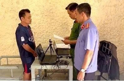 Bat tam giam,  Tai xe xe khach anh 1